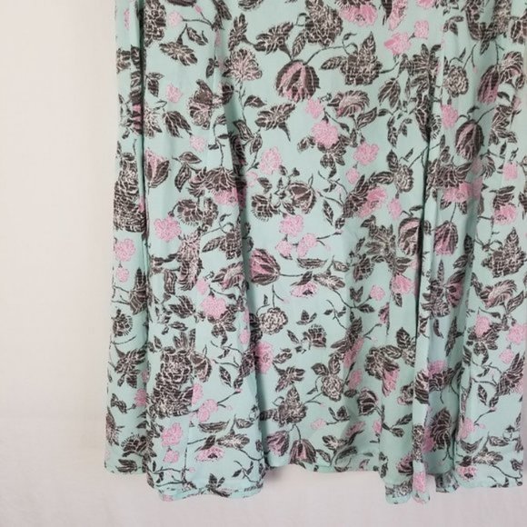 Lush Floral short sleeve mini flare dress size S (221) - Picture 4 of 8